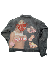 Load image into Gallery viewer, Cropped carpenter
