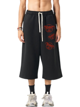 Load image into Gallery viewer, Relaxed Drawstring Three-quarter Sweatpants
